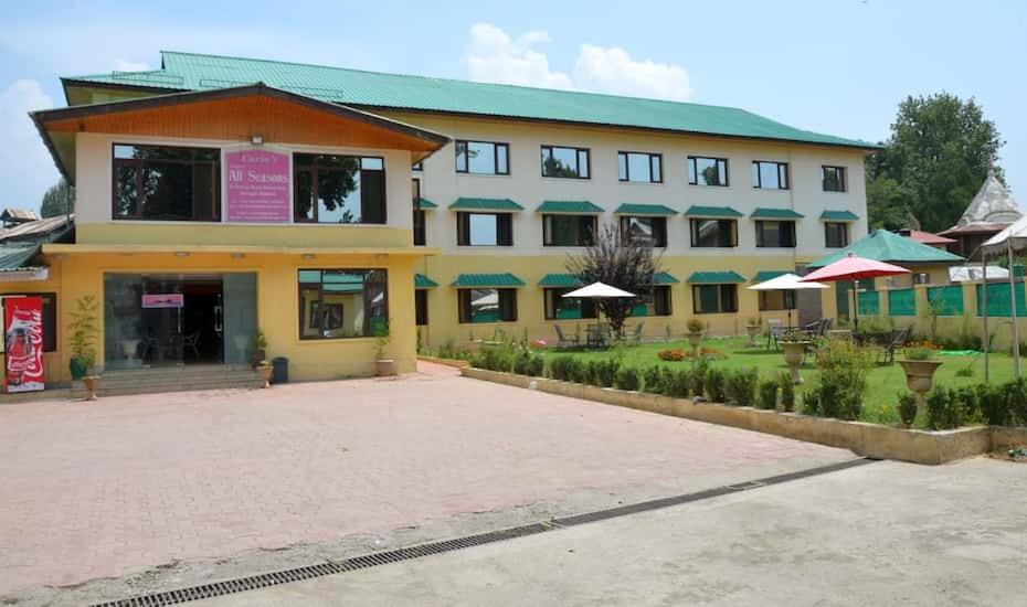 Hotel Curio'S All Seasons Srinagar  Luaran gambar