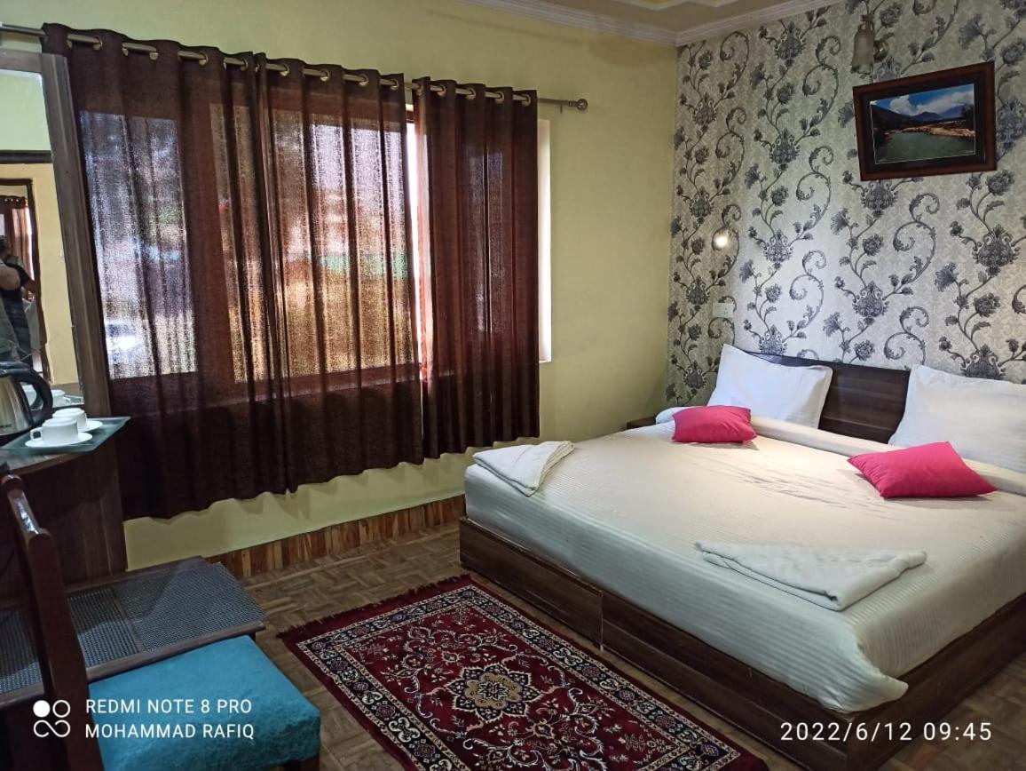 Hotel Curio'S All Seasons Srinagar  Luaran gambar