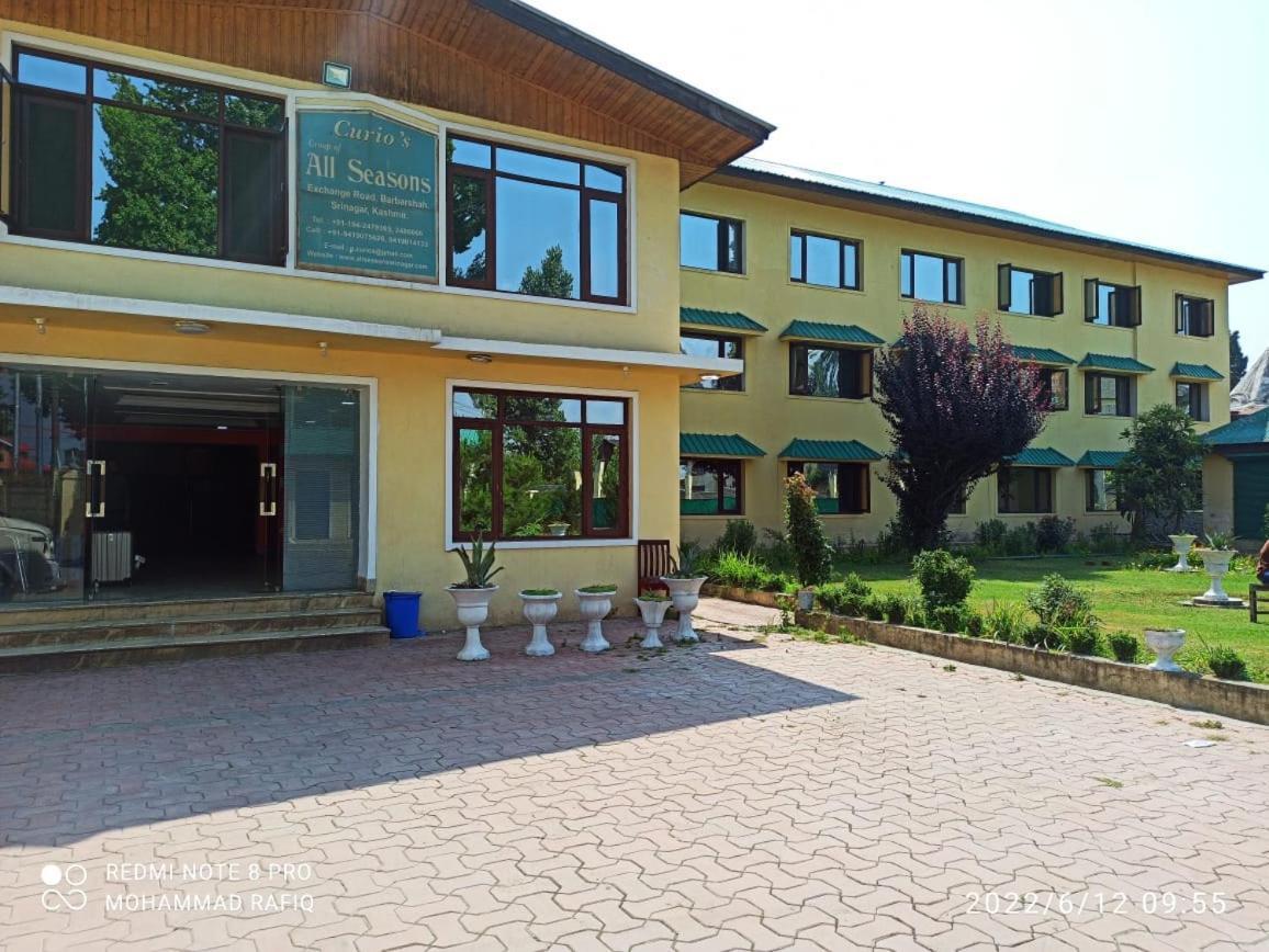 Hotel Curio'S All Seasons Srinagar  Luaran gambar