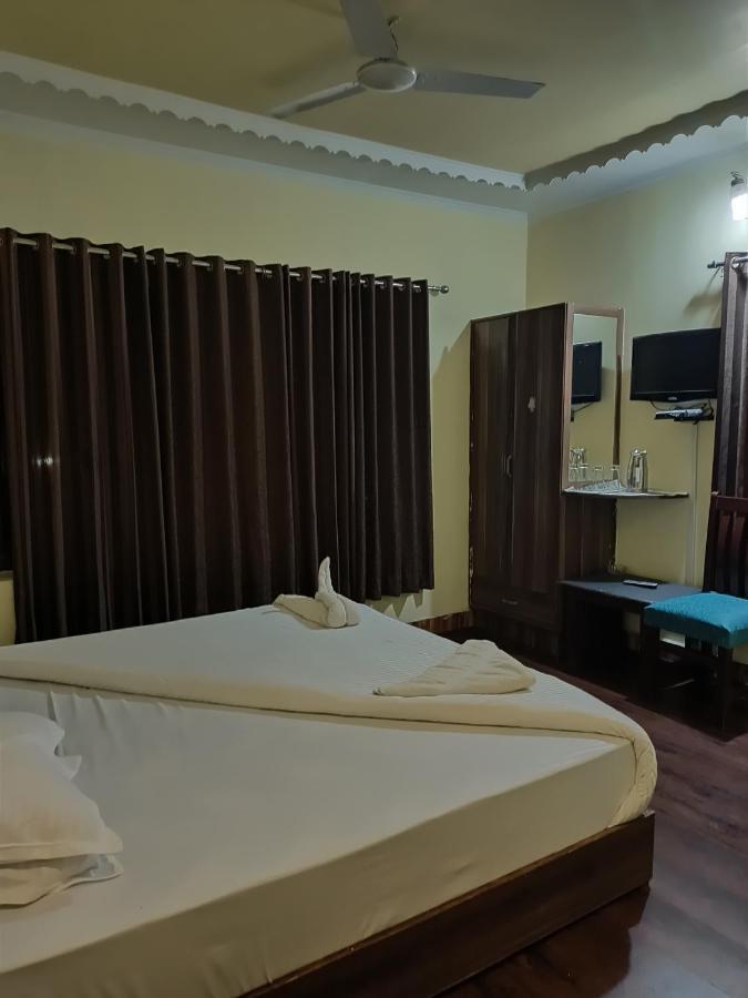 Hotel Curio'S All Seasons Srinagar  Luaran gambar